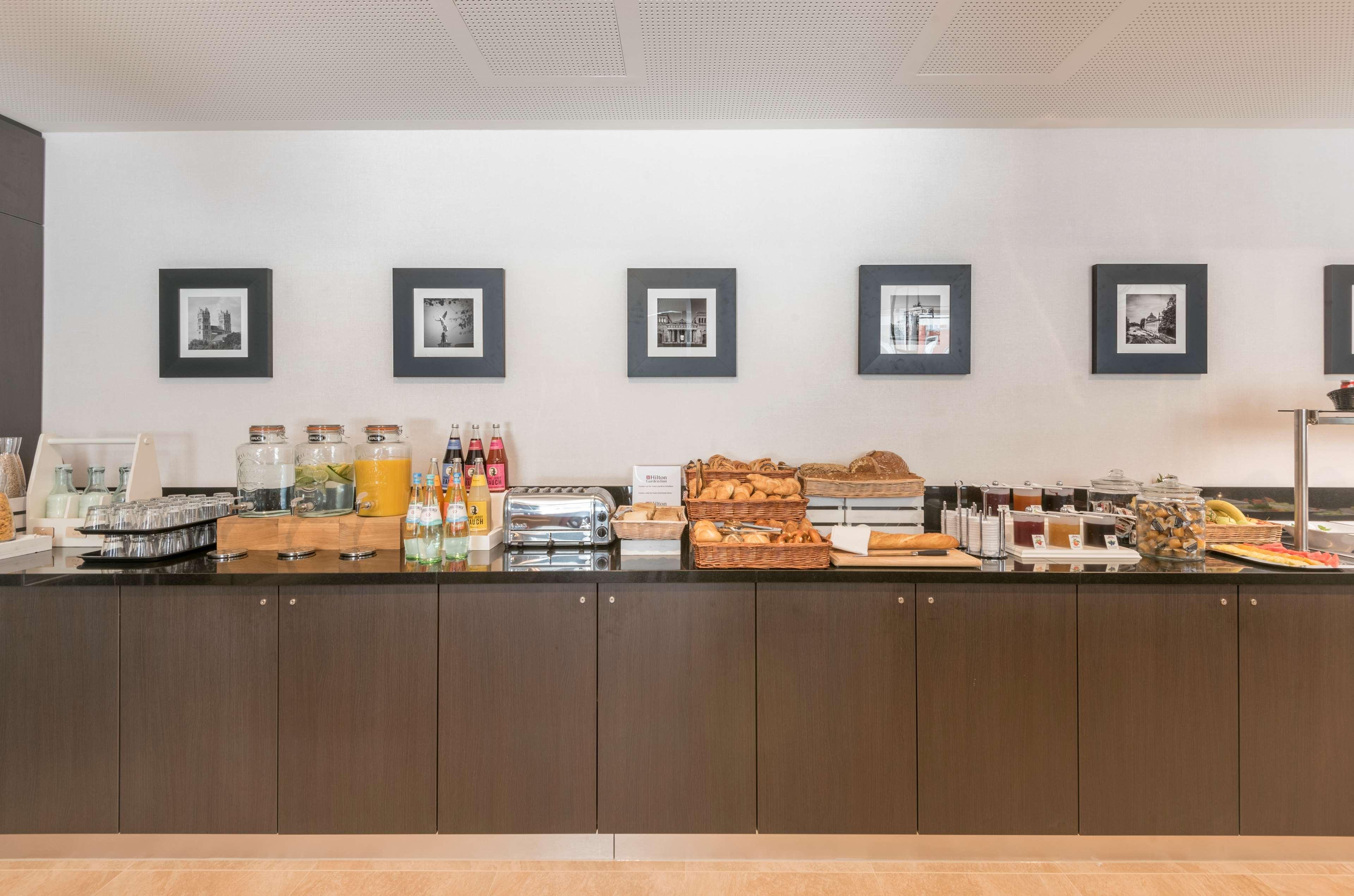 Hilton Garden Inn Munich City West Εξωτερικό φωτογραφία
