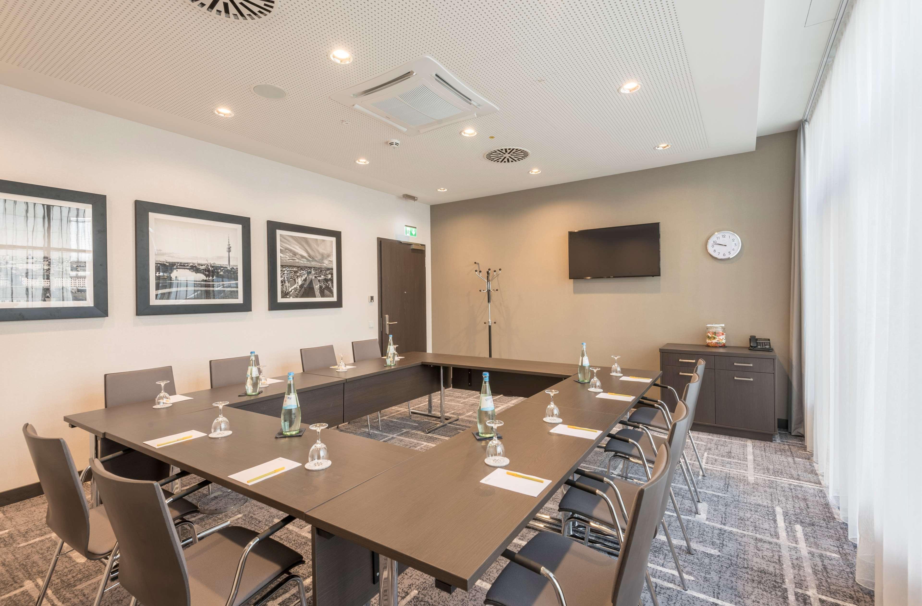 Hilton Garden Inn Munich City West Εξωτερικό φωτογραφία